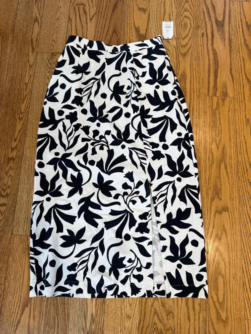 Linen Rayon Navy Blue & White Floral Midi Skirt size small